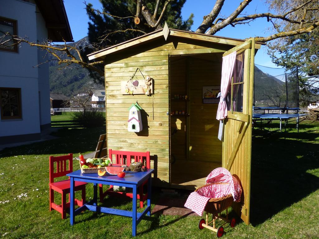 Apart Auszeit Arzl im Pitztal Exterior photo